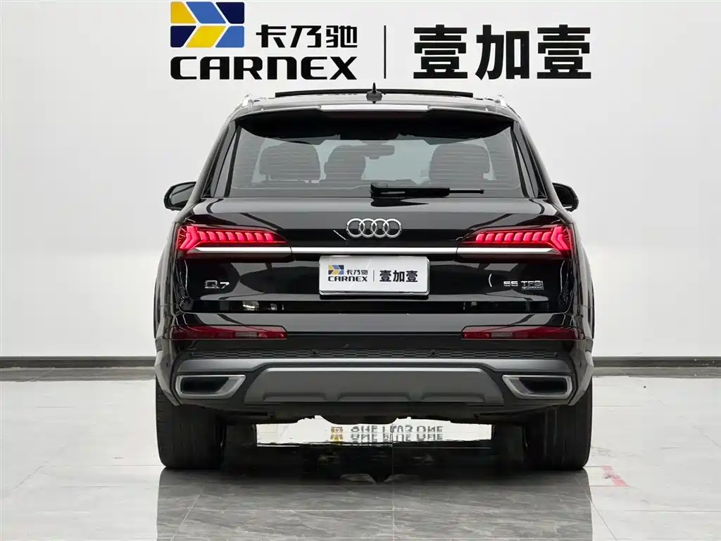 Audi Q7 2023 55 TFSI quattro S line Sport фото 19