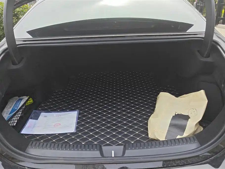 Mercedes-Benz E-Class 2025 E 300 L Premium фото 4