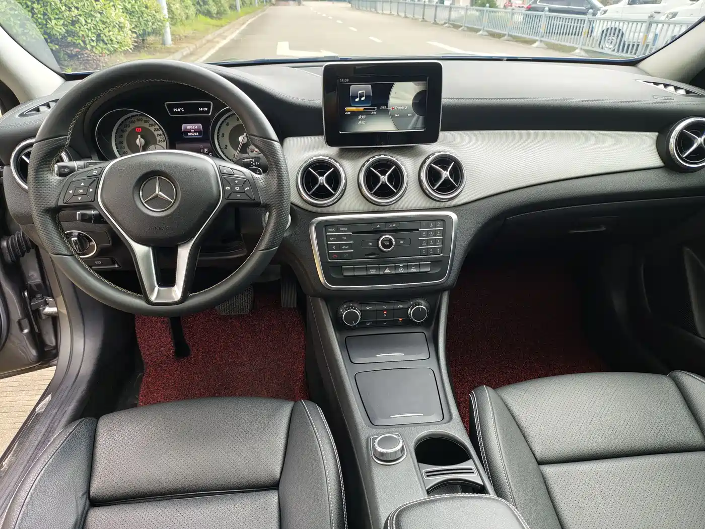 Mercedes-Benz GLA 2016 GLA 200 Fashion фото 9