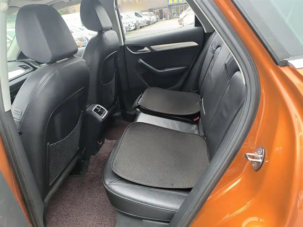 Audi Q3 2015 35 TFSI quattro Technology фото 17