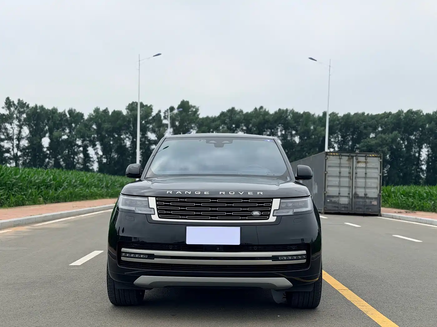 Land Rover Range Rover 2023 3.0 L6 360PS Golden Age Edition 2