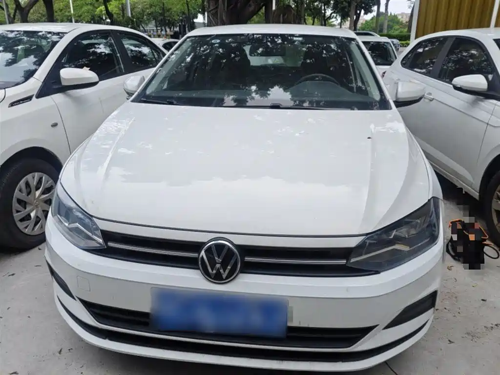 Volkswagen Polo 2023 Facelift Plus 1.5L Auto Joyful Living Edition фото 3
