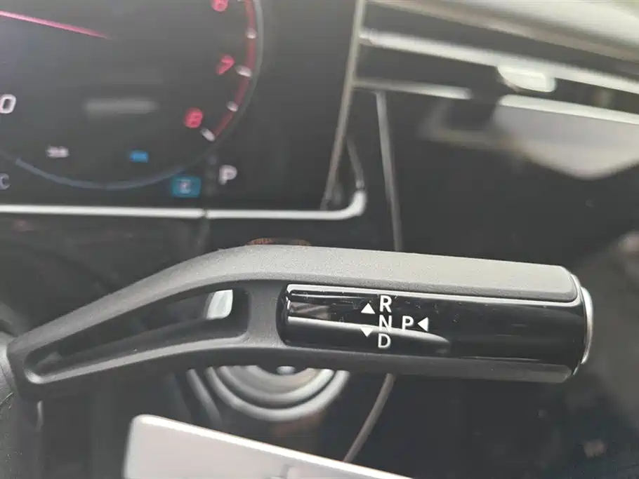 Mercedes-Benz E-Class 2025 E 300 L Premium фото 16