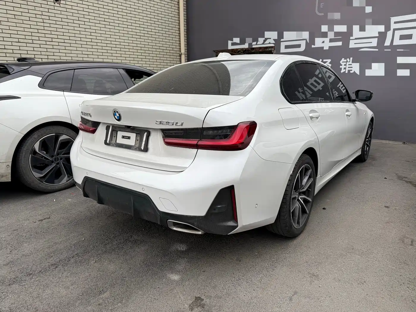 BMW 3 Series 2023 325Li M Sport Package фото 7