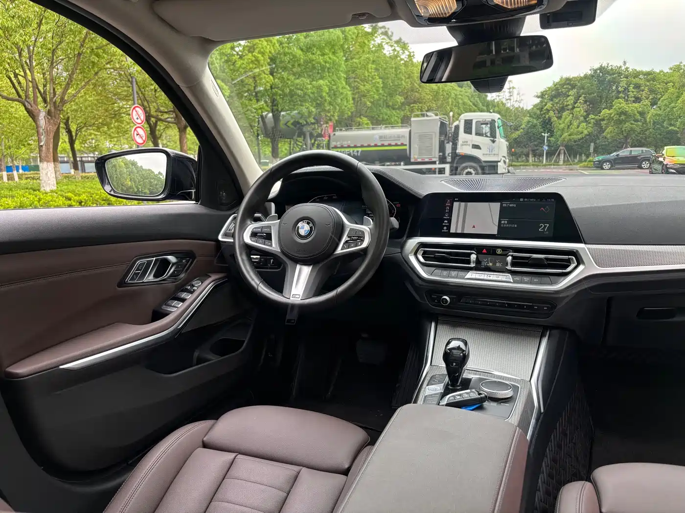 BMW 3 Series 2021 325Li M Sport Night Edition фото 9