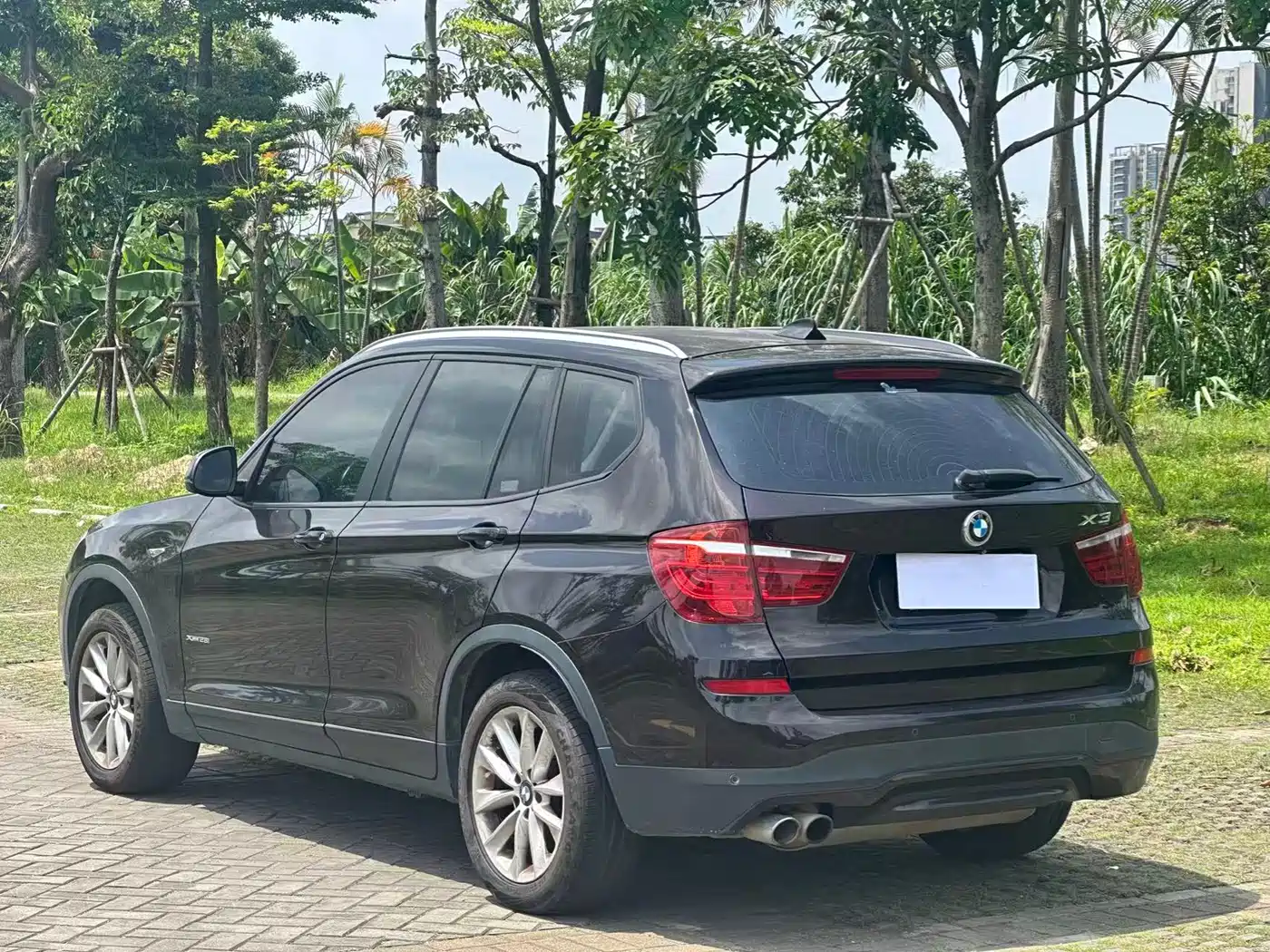 BMW X3 (Import) 2014 xDrive28i Leading Edition фото 13