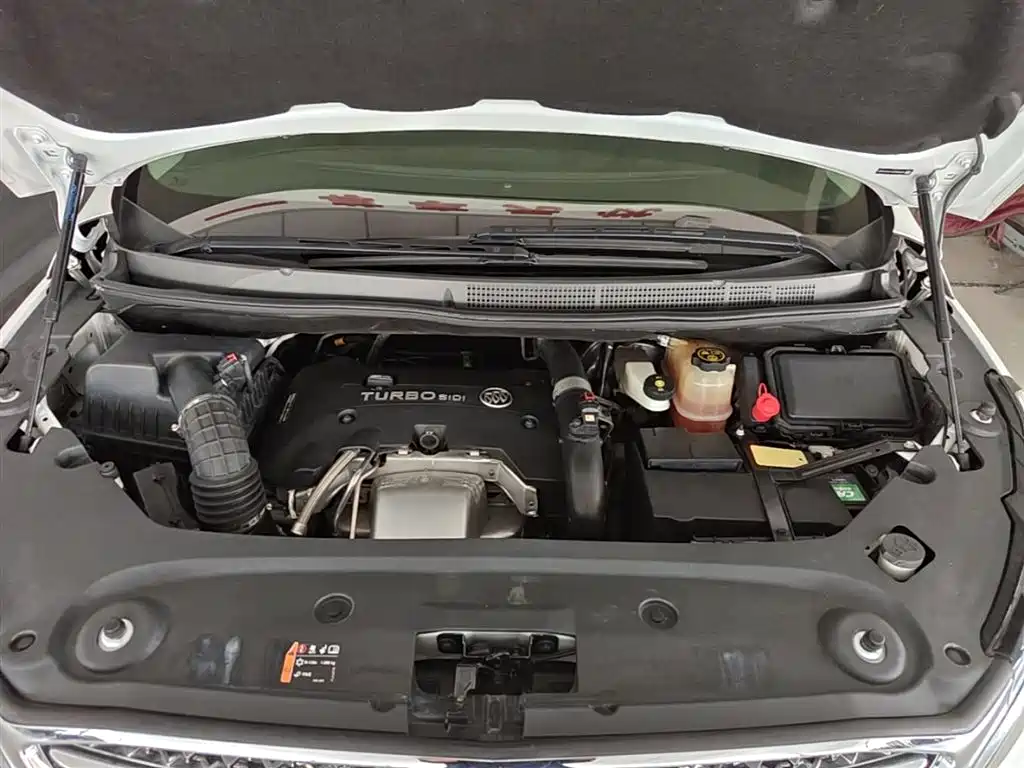 Buick GL8 2018 ES 28T Comfort Type China VI фото 4