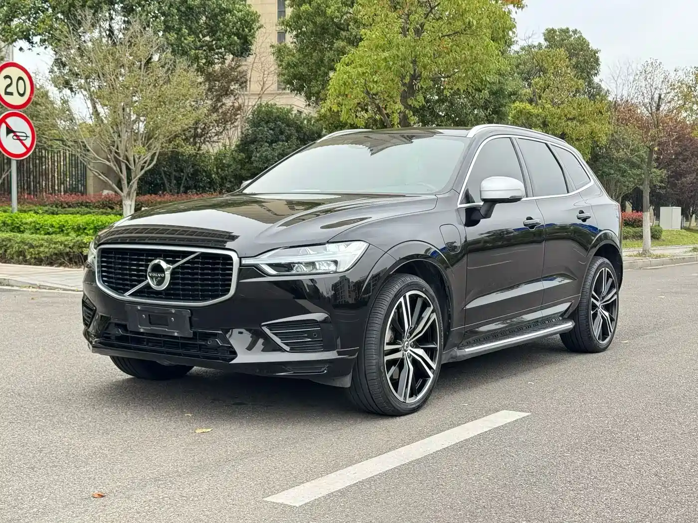 VOLVO XC60 PLUG IN HYBRID
