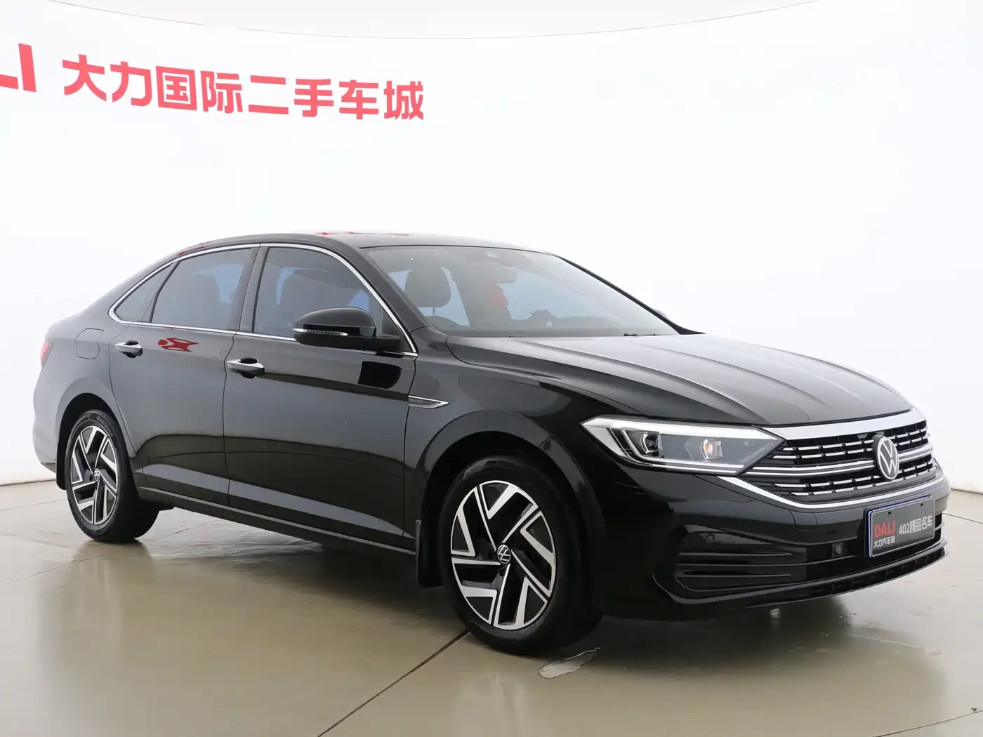 Volkswagen Sagitar 2024 300TSI DSG Surpass Edition фото 3