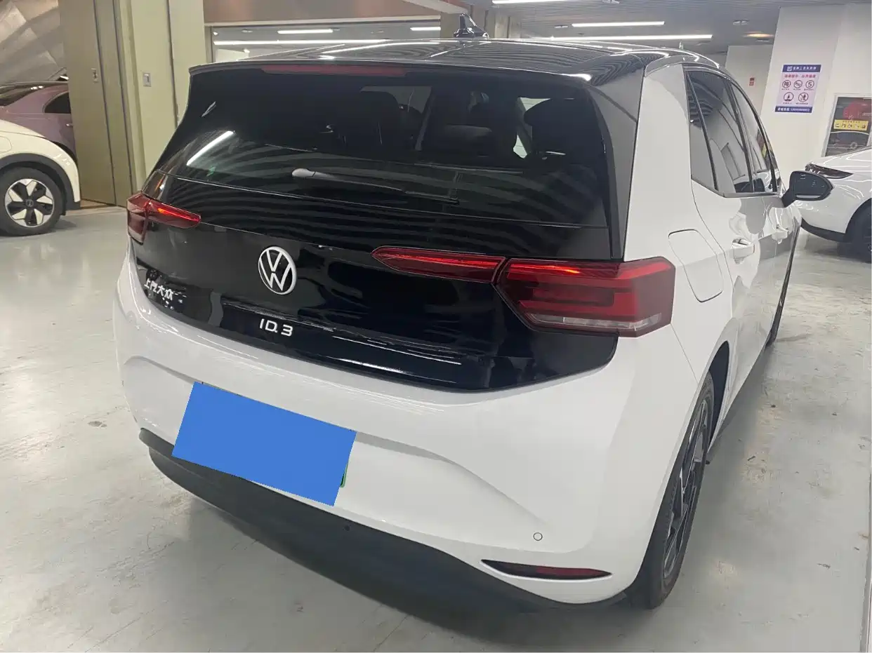 Volkswagen ID.3 2024 Outstanding Edition фото 15