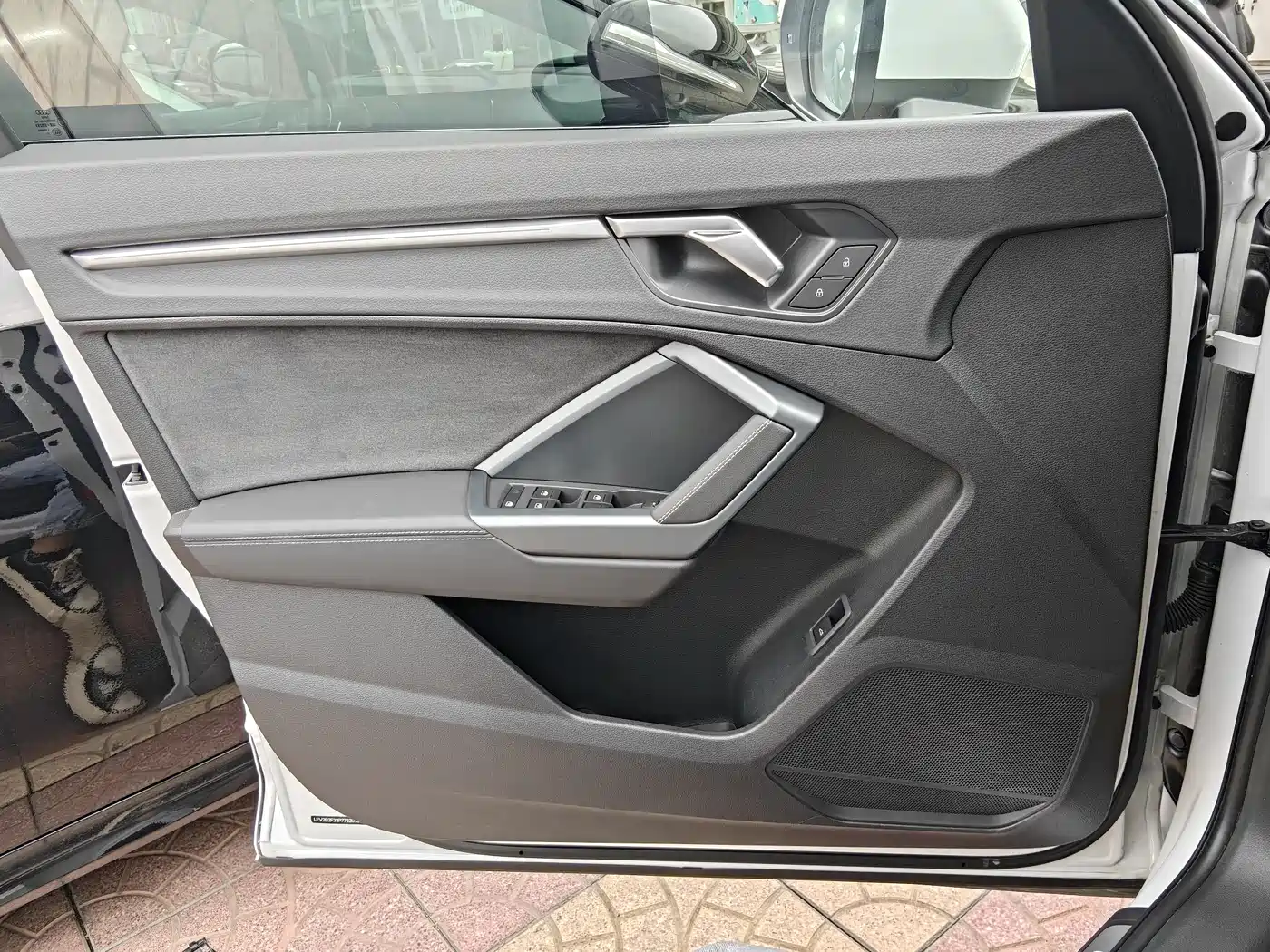 Audi Q3 2024 35 TFSI Fashion Sport фото 7