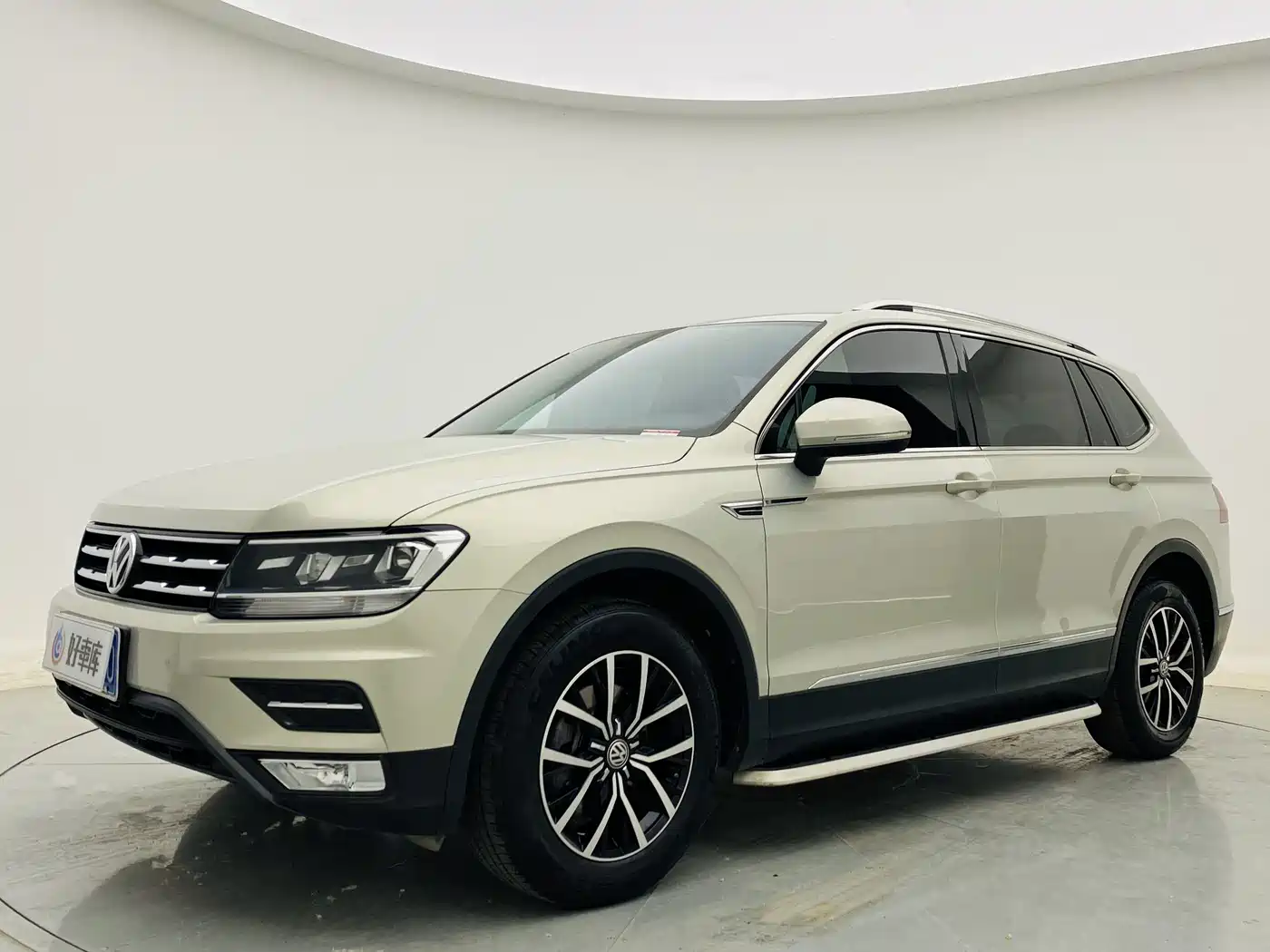 Volkswagen Tiguan L 2018 Facelift 330TSI Automatic 2WD Luxury Edition
