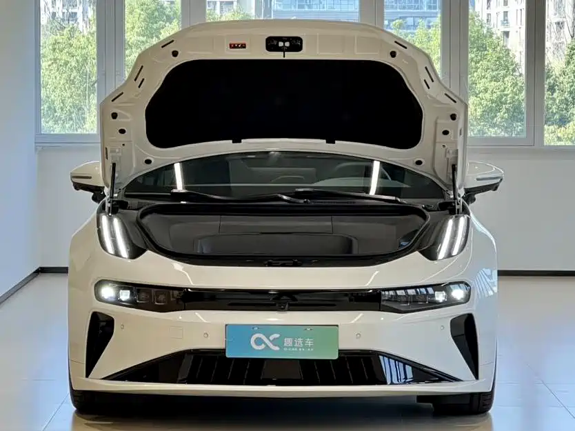 ZEEKR EXTREME KRYPTON 001