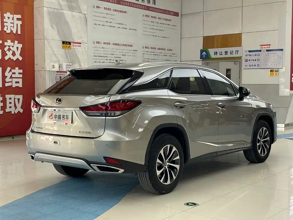 Lexus RX 2020 Facelift 300 2WD Elite Edition фото 7