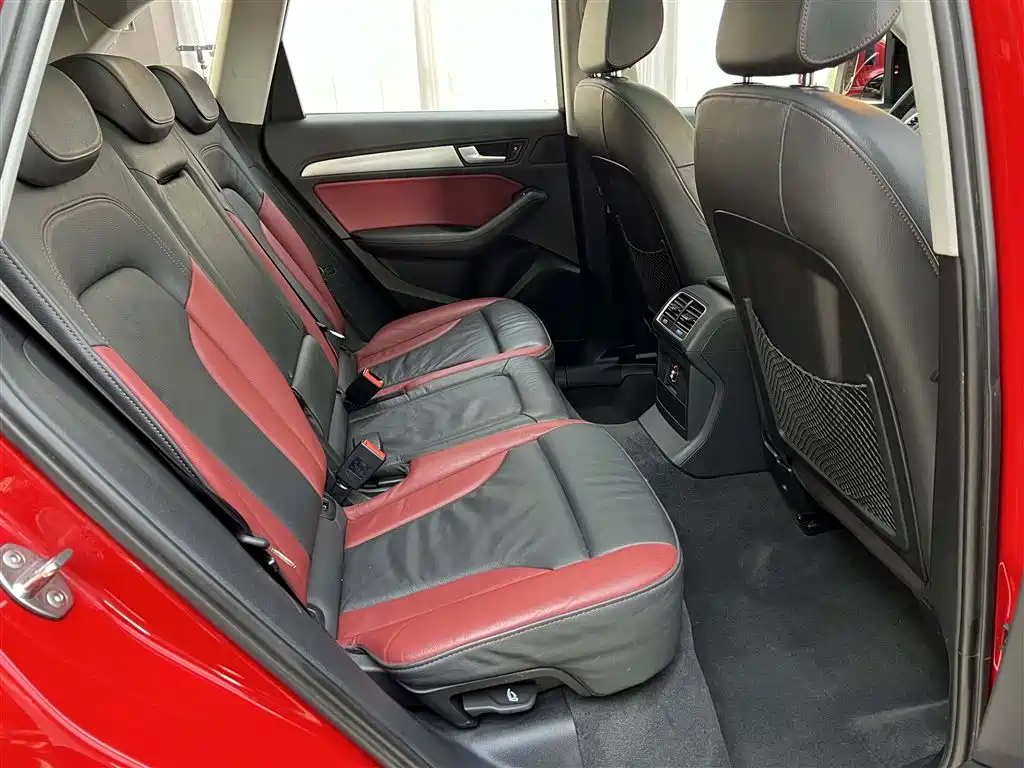 Audi Q5 2017 Plus 40 TFSI Technology фото 18