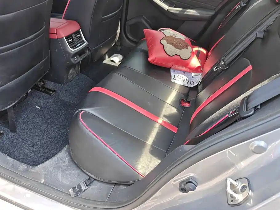 Dongfeng Aeolus Yixuan MAX 2022 2021 1.5T Trendy Dad Edition