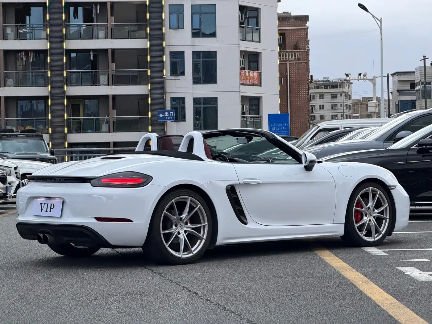 Porsche 718 2016 Boxster 2.0T фото 8