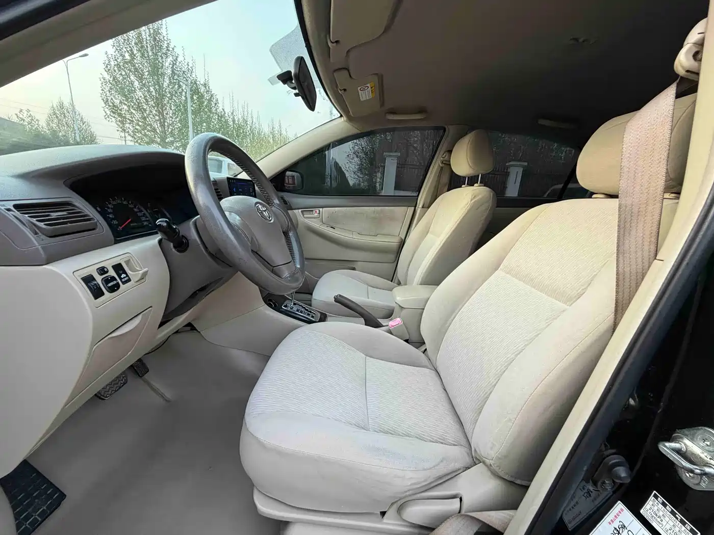 Toyota Corolla 2010 1.6L Automatic Classic Edition фото 4