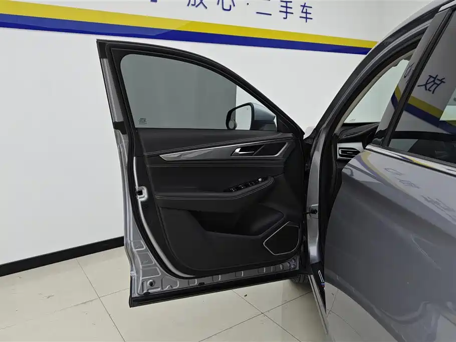CHANGAN CS85 COUPE