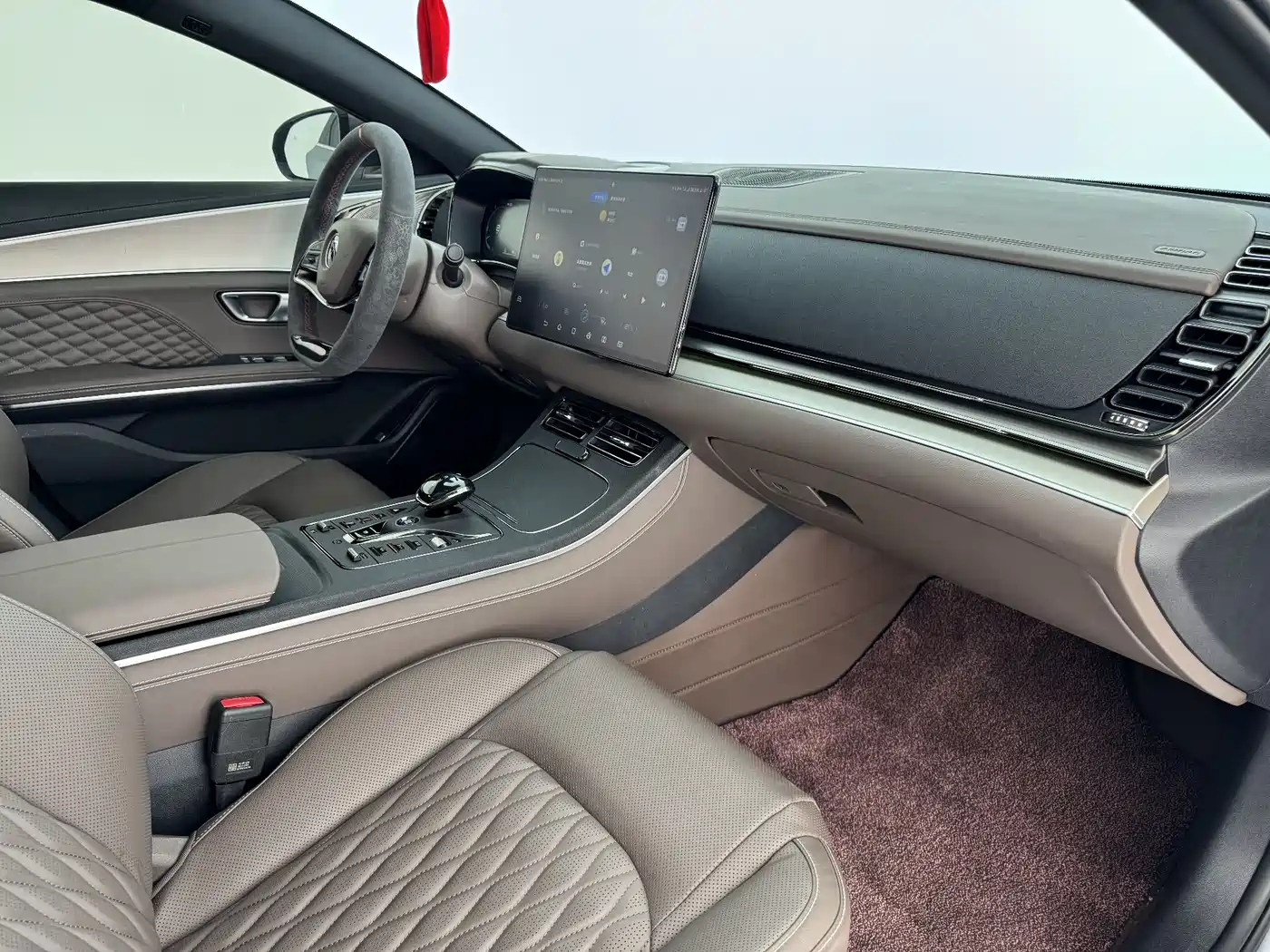 BYD Han 2023 DM-i Champion Edition 121KM Honor фото 6