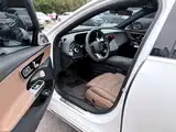 Фото 8 - Mercedes-Benz E-Class