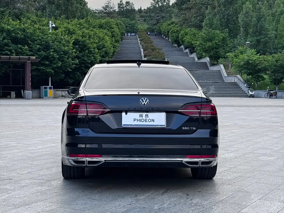 Volkswagen Phideon 2021 380TSI Premium Edition фото 5