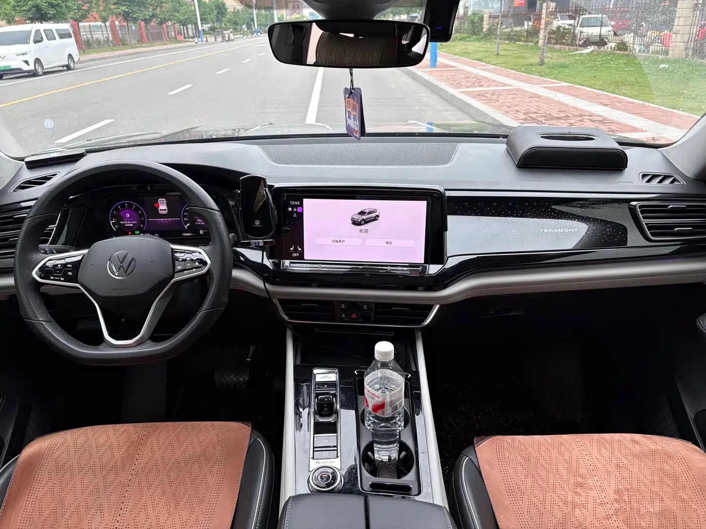 Volkswagen Teramont 2023 380TSI AWD Exclusive Luxury Edition фото 9