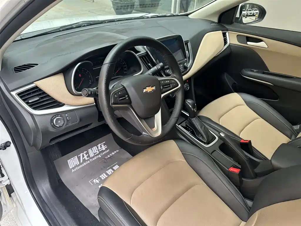CHEVROLET CRUZE