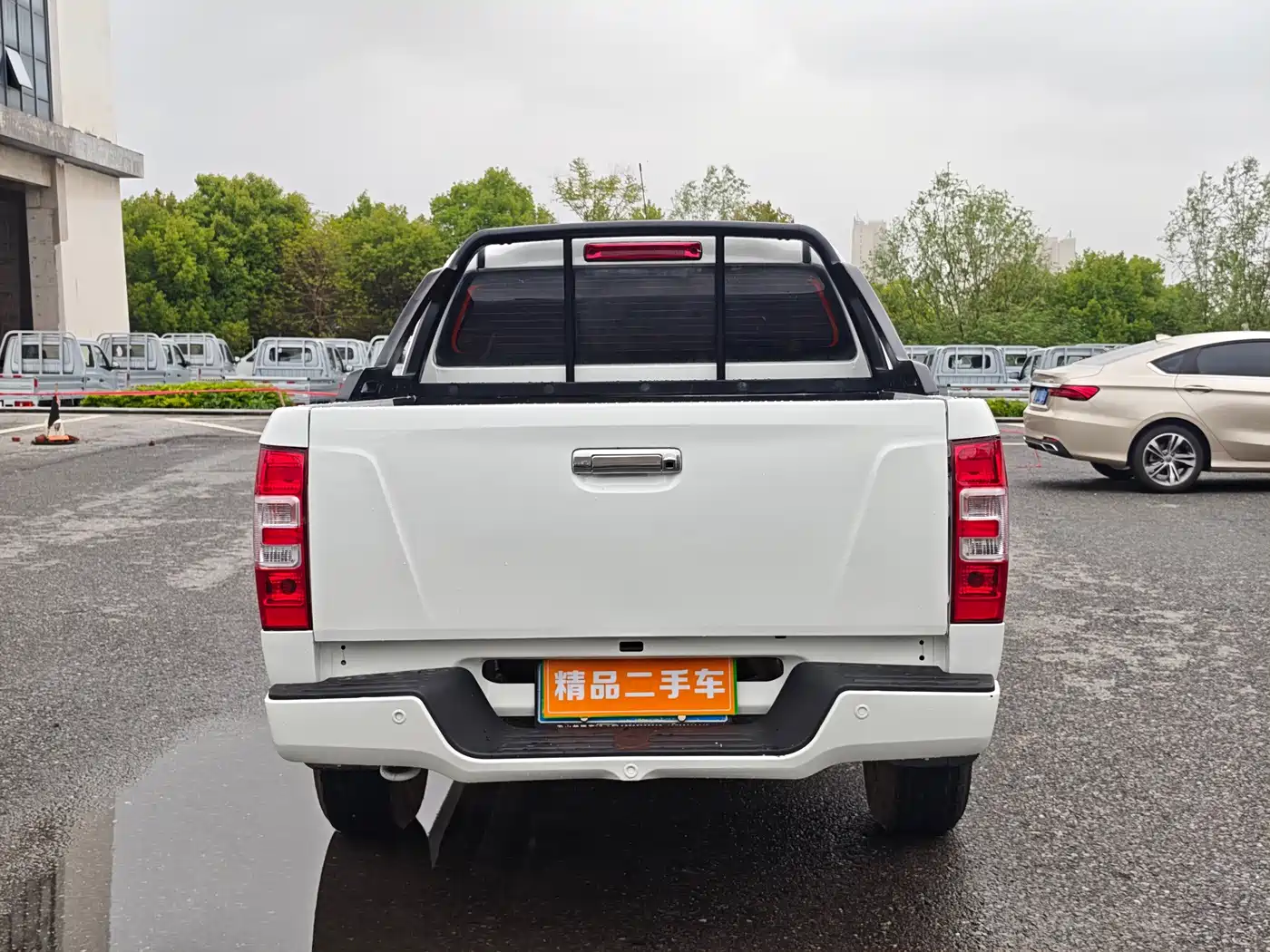 Isuzu Ruimai 2019 2018 2.8T Classic Edition 2WD Luxury Model with Extended Cargo Box JE493ZLQ5F