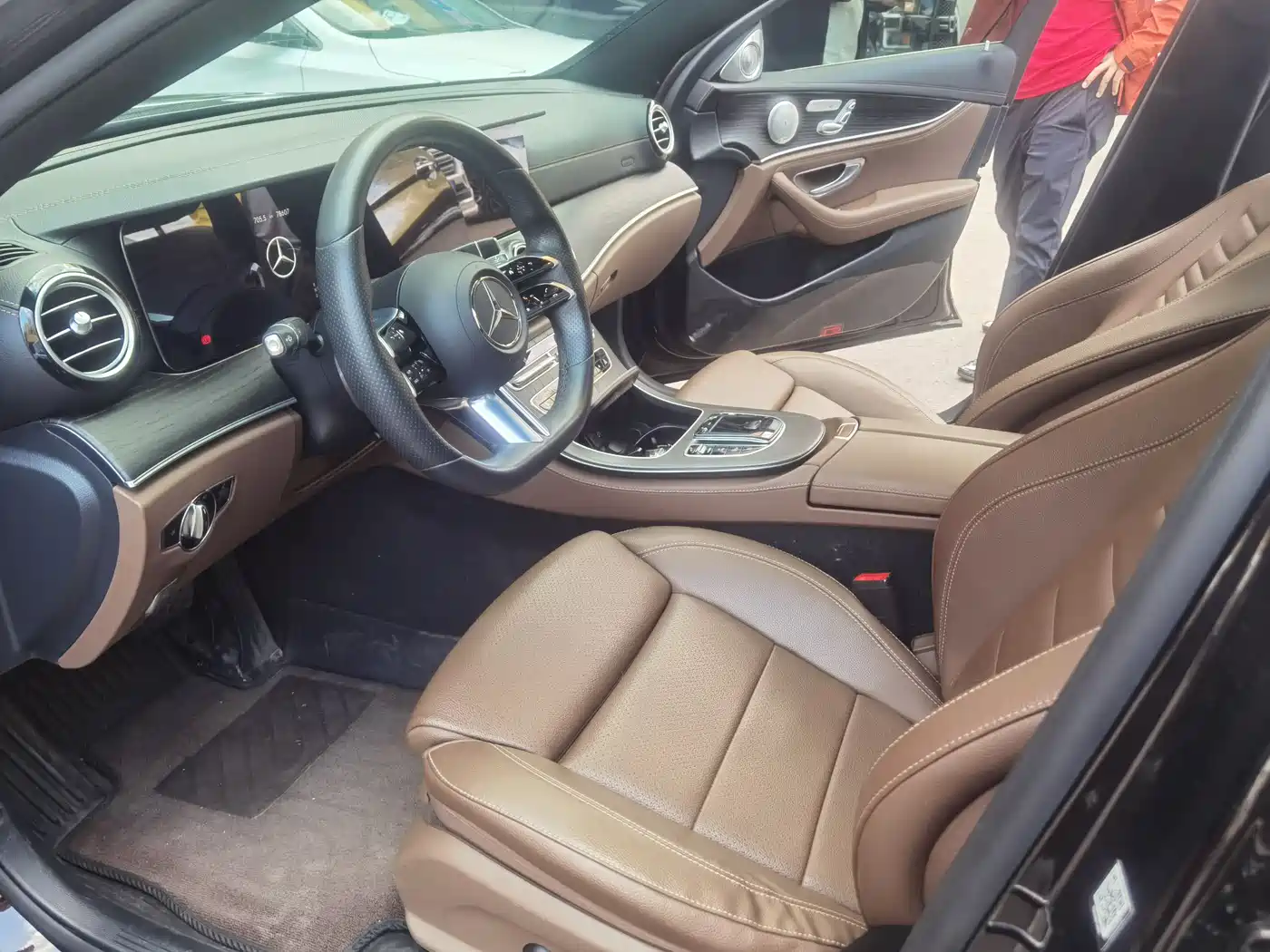 Mercedes-Benz E-Class 2021 E 260 L Sport фото 7