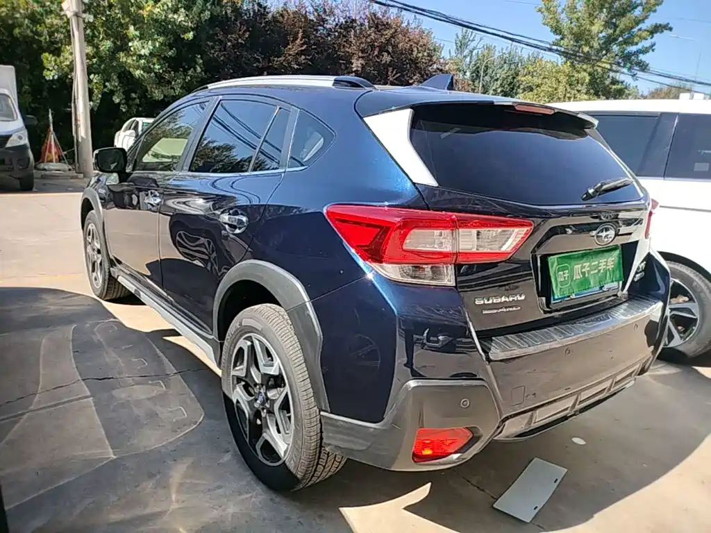 Photo 5 - Subaru XV