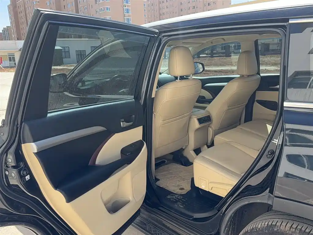 Toyota Highlander 2015 2.0T AWD Luxury Edition 7-seater фото 10
