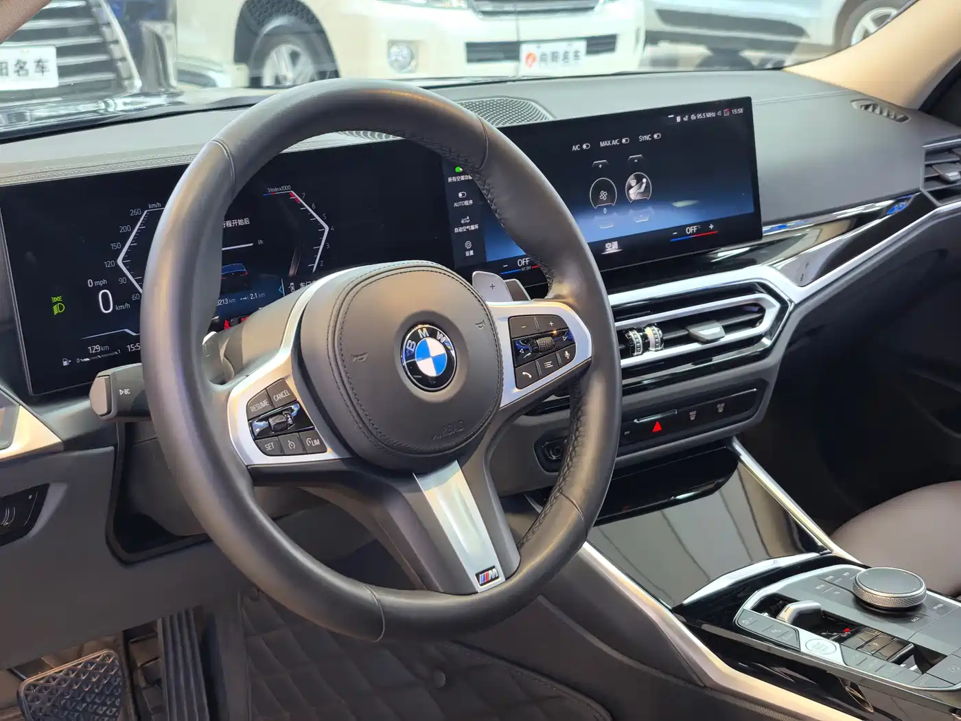BMW 3 Series 2023 320Li M Sport Package фото 10