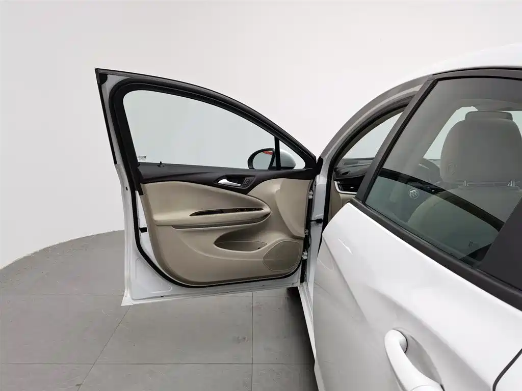 Buick Verano 2015 Sedan 15S Automatic Progressive фото 8
