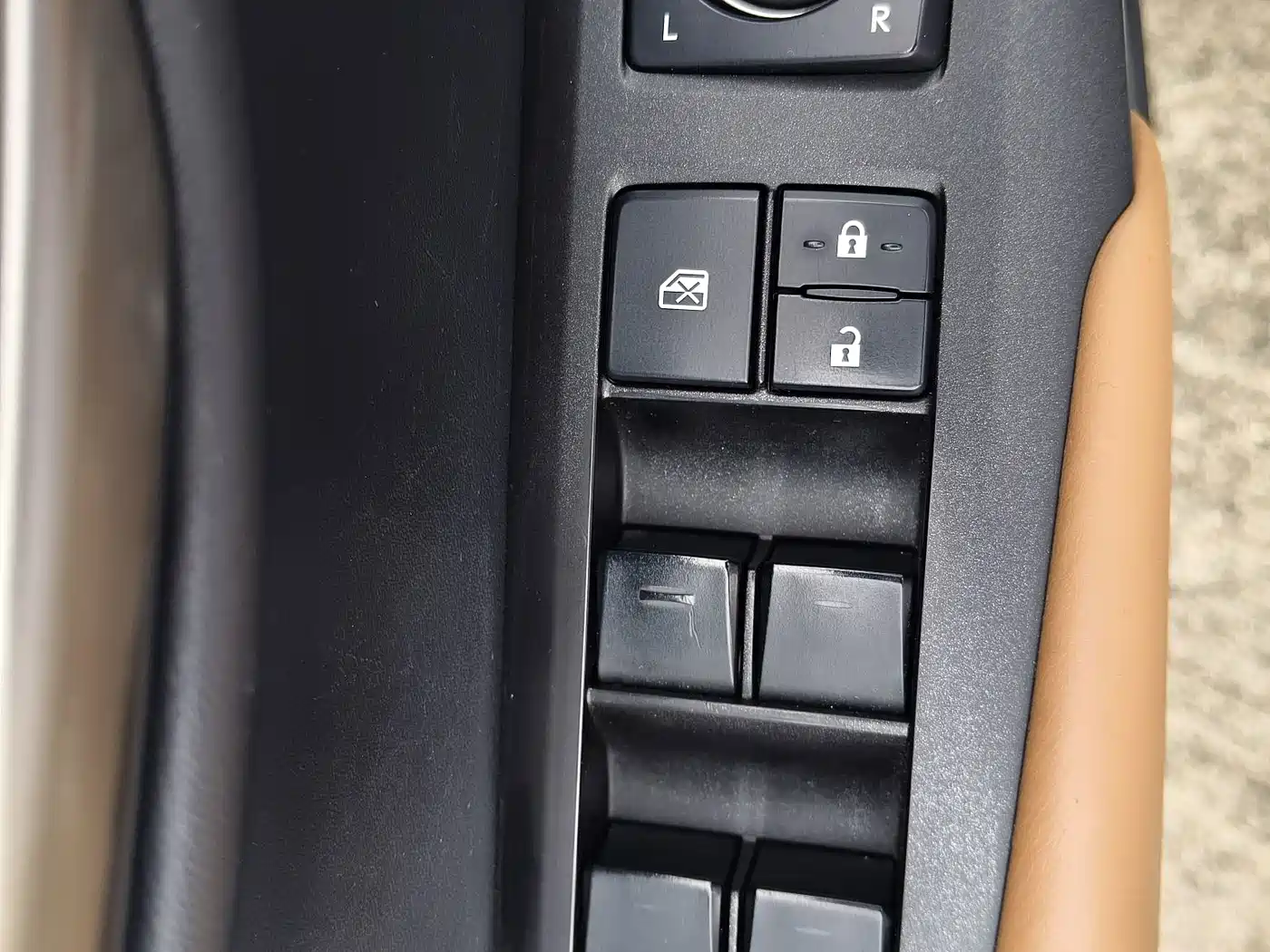 Photo 16 - Lexus NX