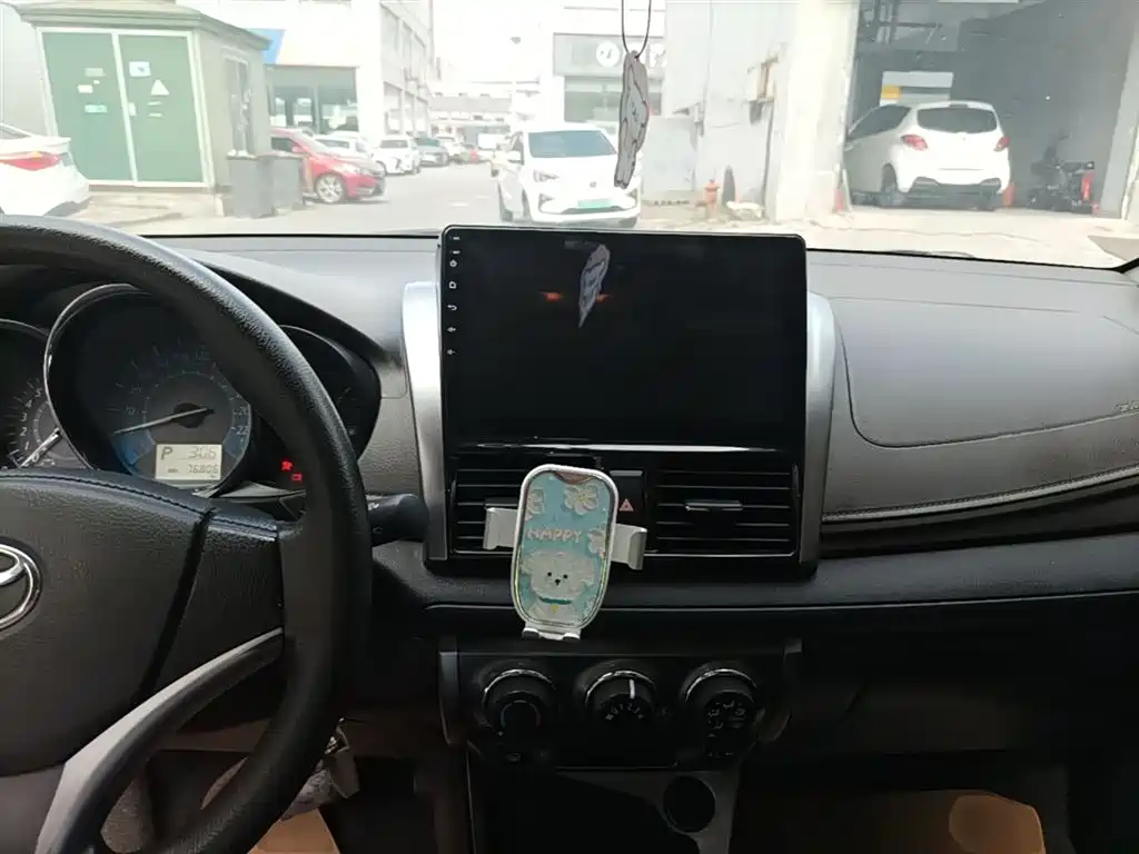 Toyota YARiS L Zhi Xuan 2015 1.5E Auto Charming Edition фото 10