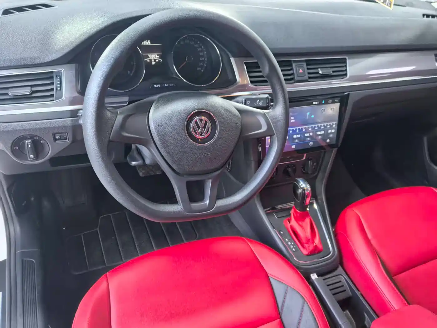 Volkswagen Bora 2019 Bora Legend 1.5L Automatic Fashion China VI фото 6