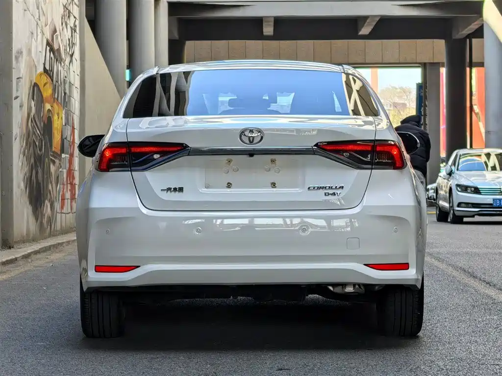 Toyota Corolla 2021 1.2T S-CVT Elite PLUS Edition фото 4