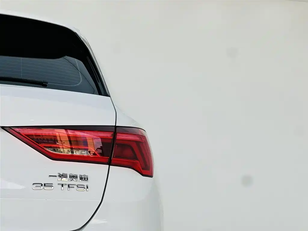Audi Q3 2022 35 TFSI Progressive Dynamic фото 11