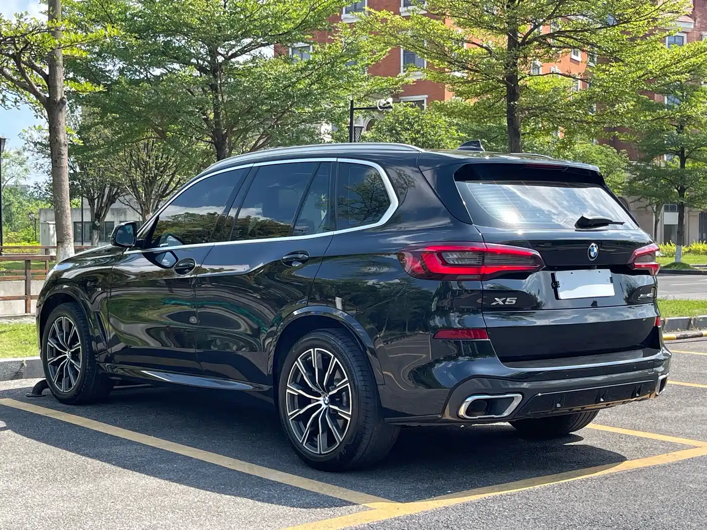 BMW X5 (Import) 2021 xDrive40i M Sport Package фото 7