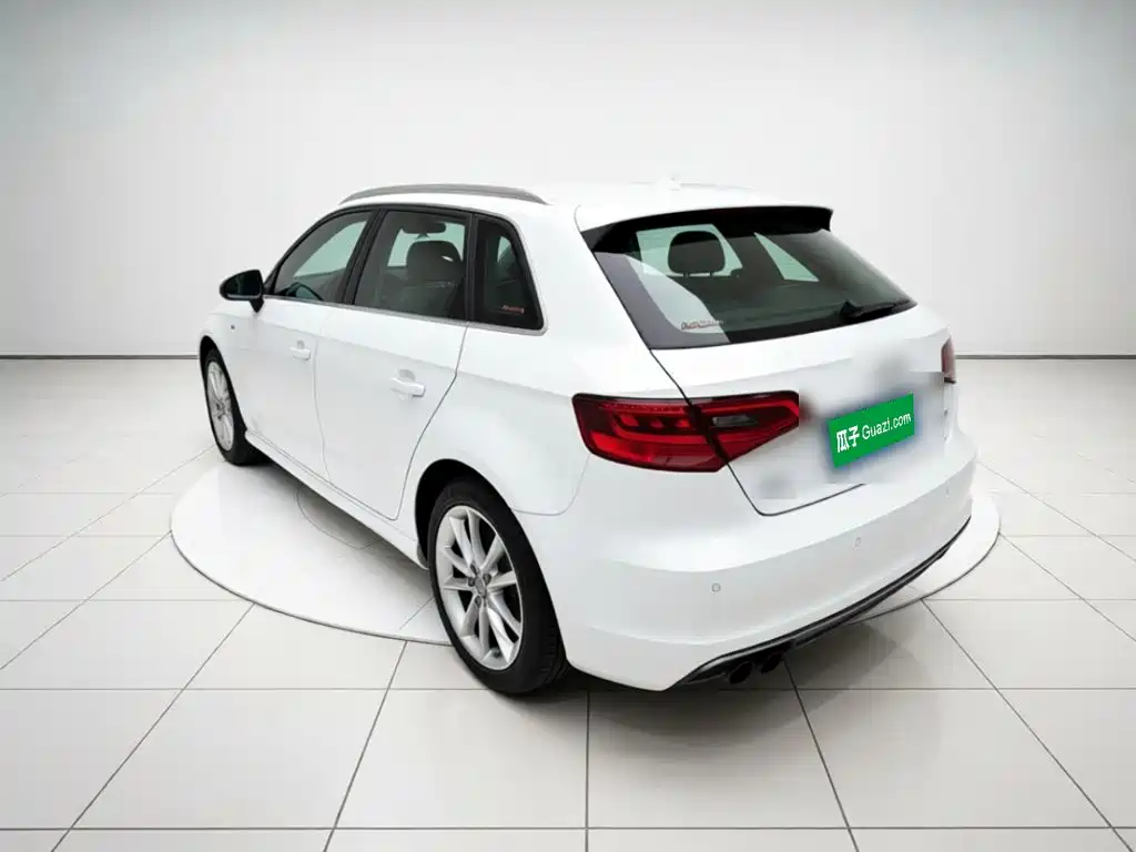 Audi A3 (Import) 2015 2014 Sportback 40 TFSI S line Comfort