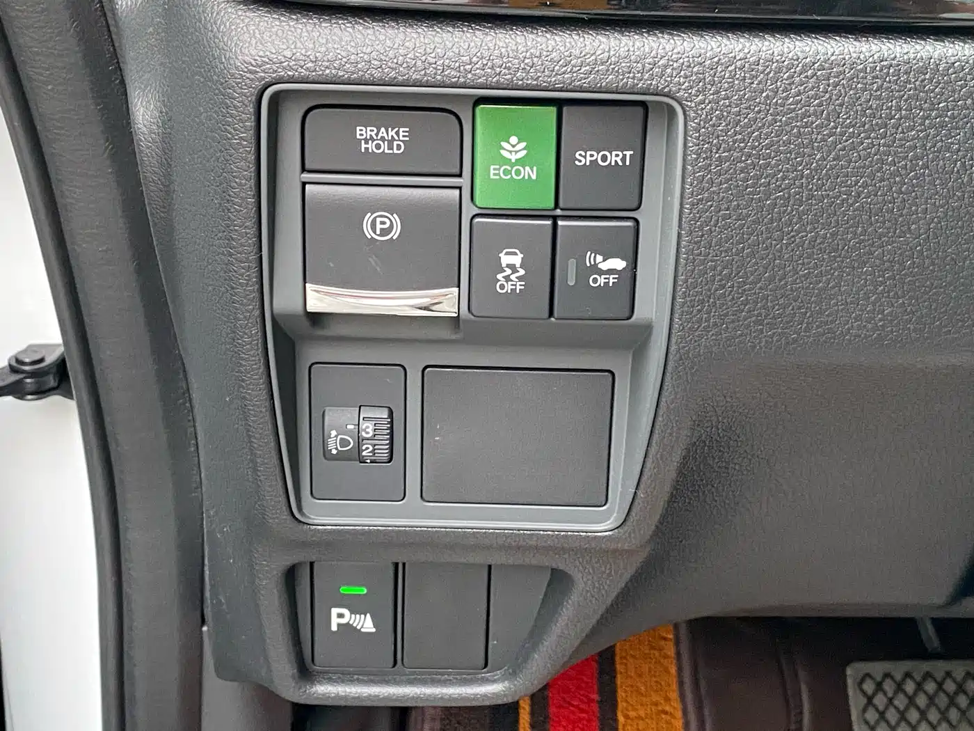 Honda Odyssey 2026 2.0L e:HEV Sharp Delight Edition фото 19