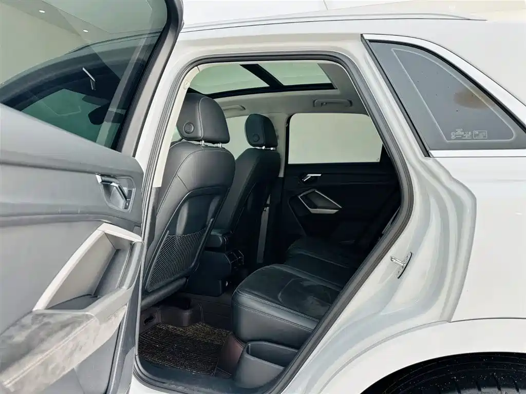 Audi Q3 2022 35 TFSI Progressive Dynamic фото 14