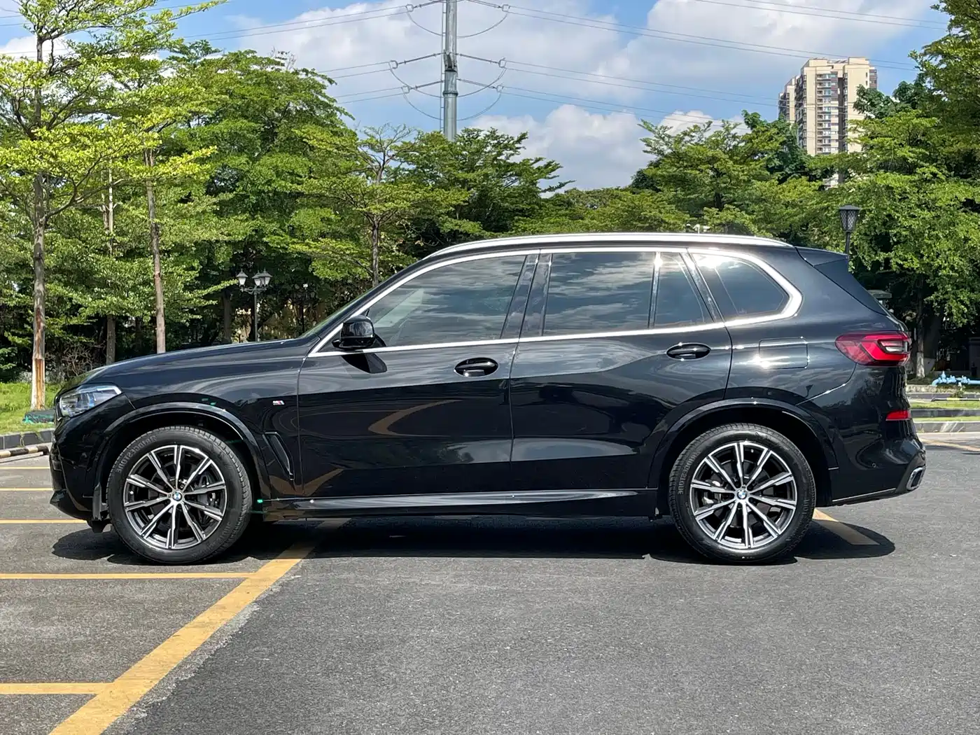 BMW X5 (Import) 2021 xDrive40i M Sport Package фото 4