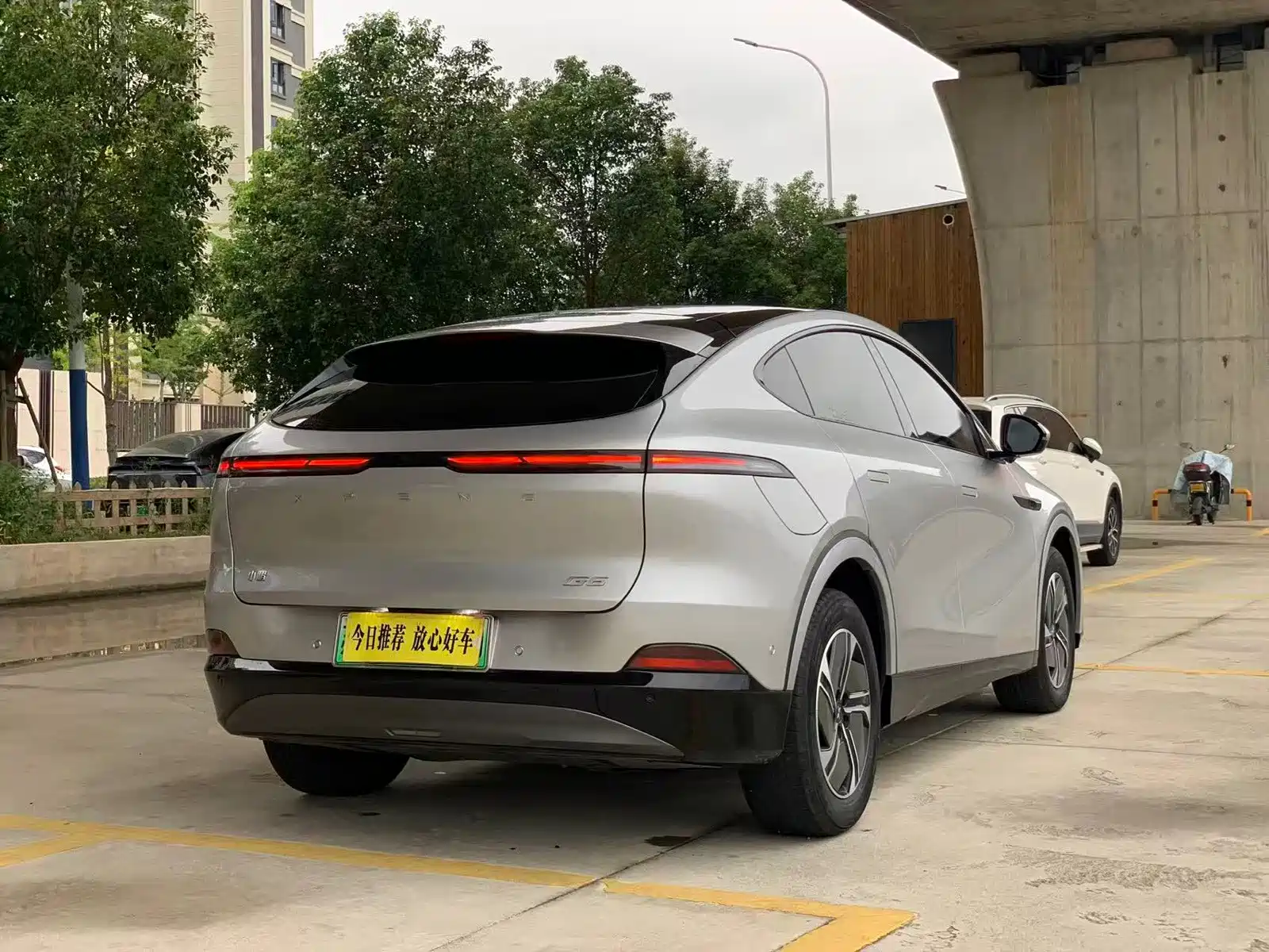 Фото 6 - XPeng G6