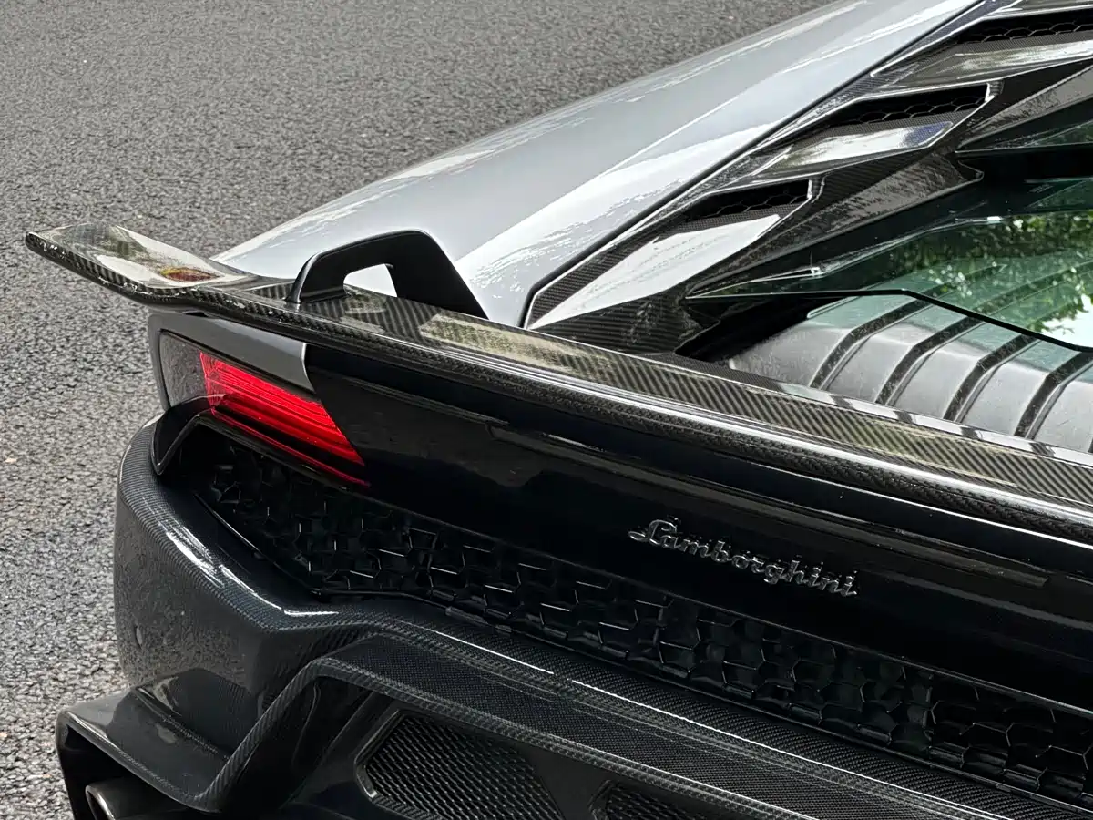 Lamborghini Huracán 2016 Huracán RWD Coupe фото 19
