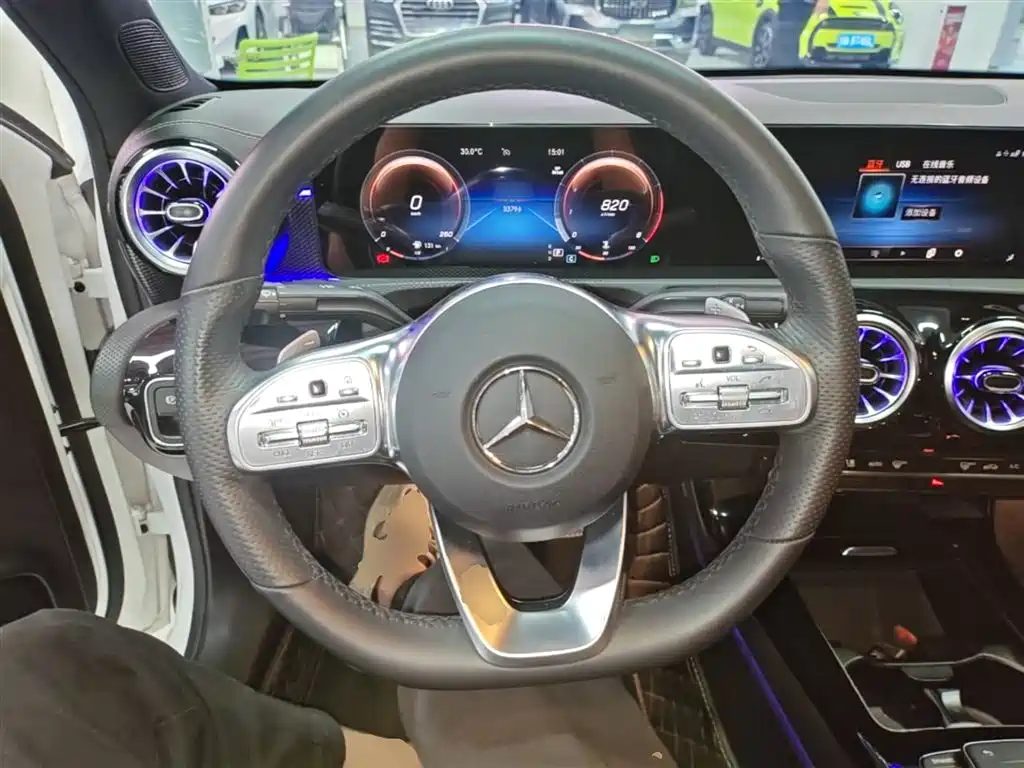 Mercedes-Benz A-Class 2022 Facelift III A 200 L Sport Sedan Fashion фото 11