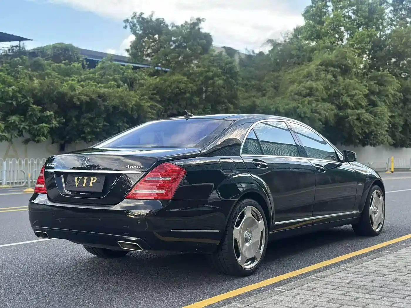 Mercedes-Benz S-Class 2012 S 500 L 4MATIC Grand Edition фото 8