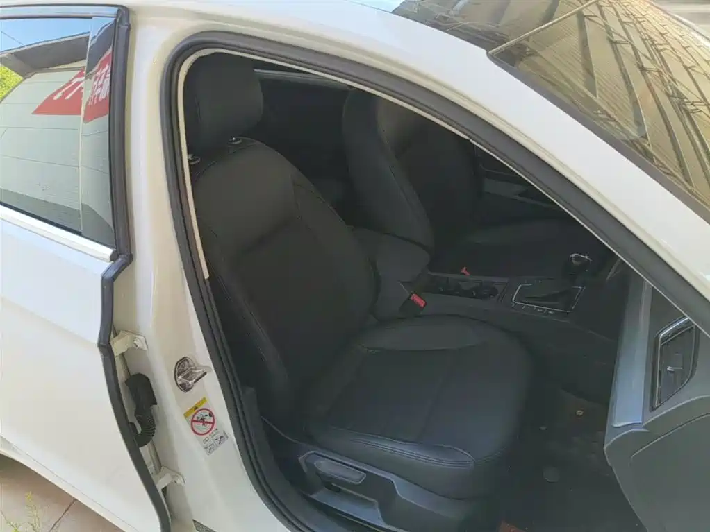 Volkswagen Lamando 2018 230TSI DSG Trend Edition фото 25