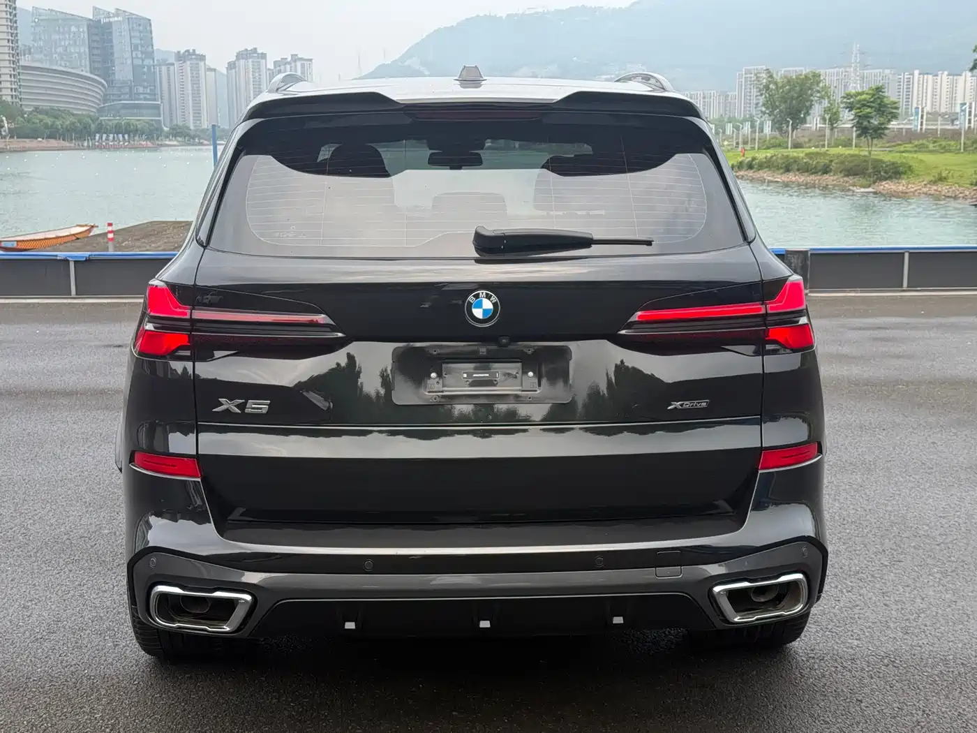 BMW X5 2023 xDrive 30Li Premium M Sport Package фото 8
